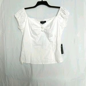 Collecting '50s pin-up top